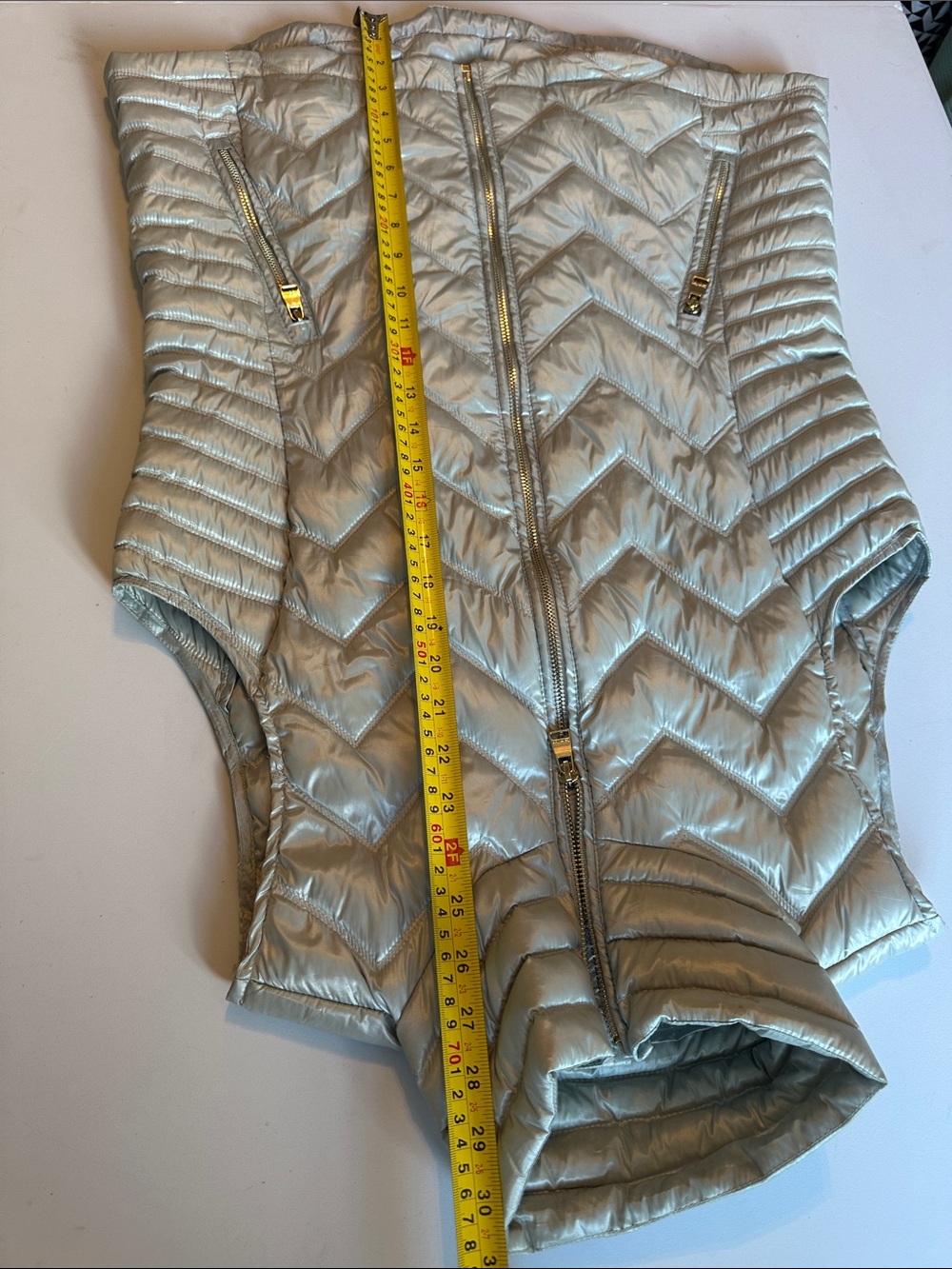 Calvin Klein Duck down Metallic Silver Puffer Vest - Picture 12 of 12